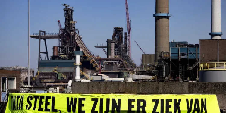 SCP: 34 procent boos over aandacht voor klimaat, Nederlanders willen rekening bij grote vervuilers leggen