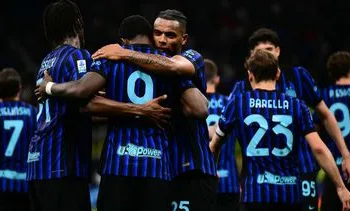Dumfries en De Vrij opnieuw kampioen met Internazionale