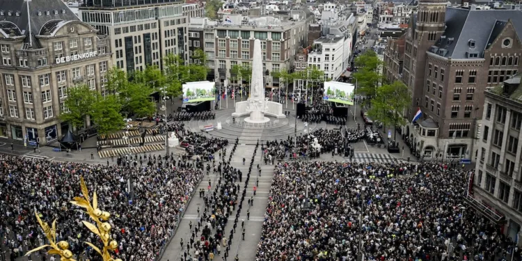 The Netherlands remembers its war dead with two minutes silence