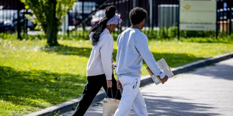 Asylum centre neighbours have few safety concerns, study finds