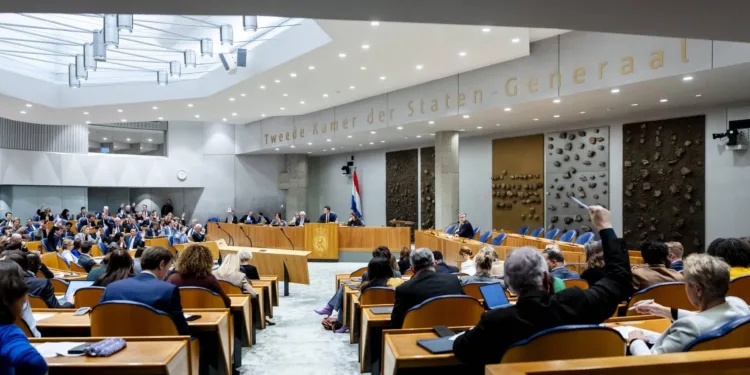Kamer: geen akkoorden met geweld goedpratende partijen