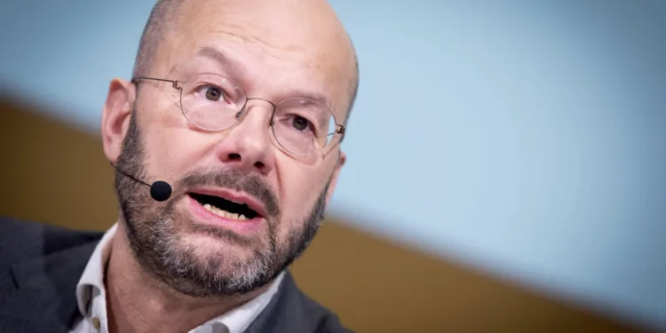 Pols na onthullingen: ik had eerder iets met verleden moeten doen